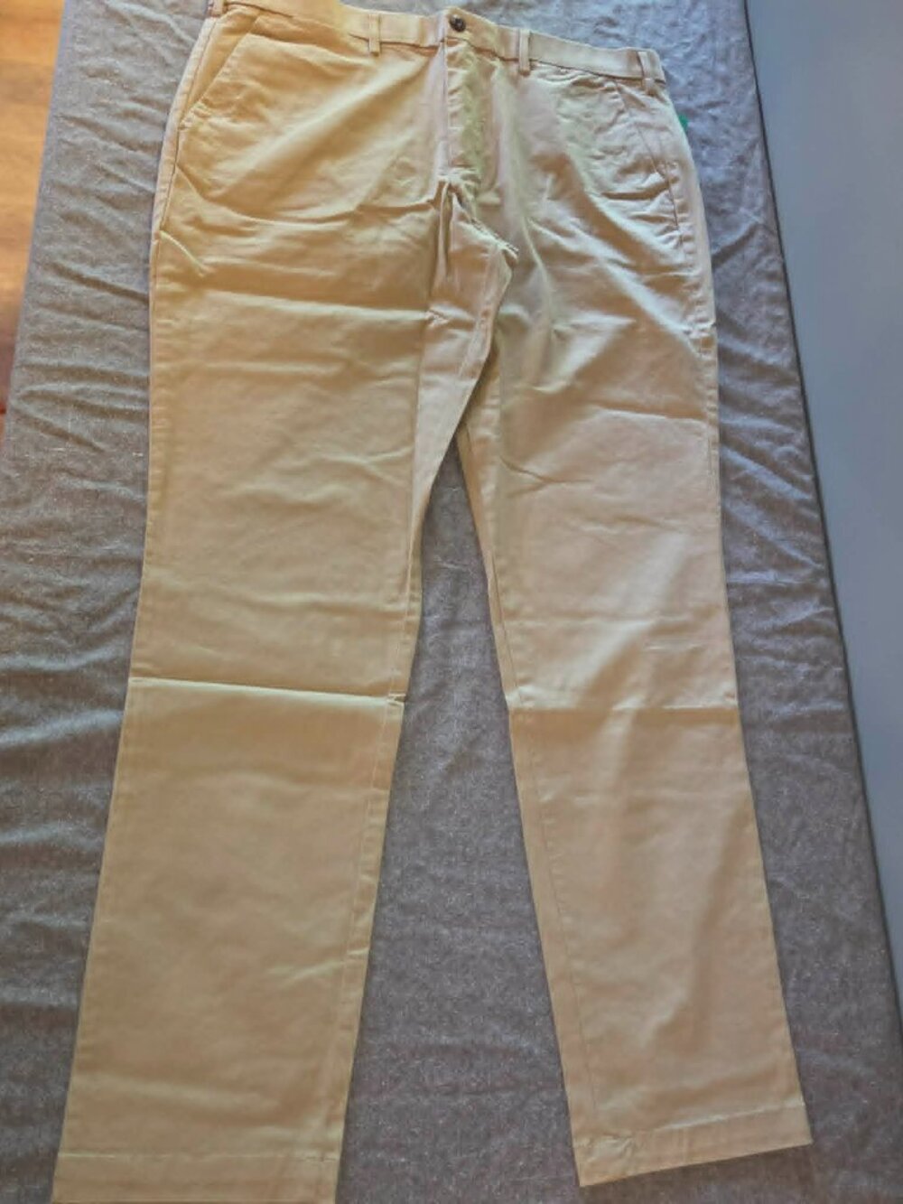 GAP Slim Fit Khaki Chino Pants